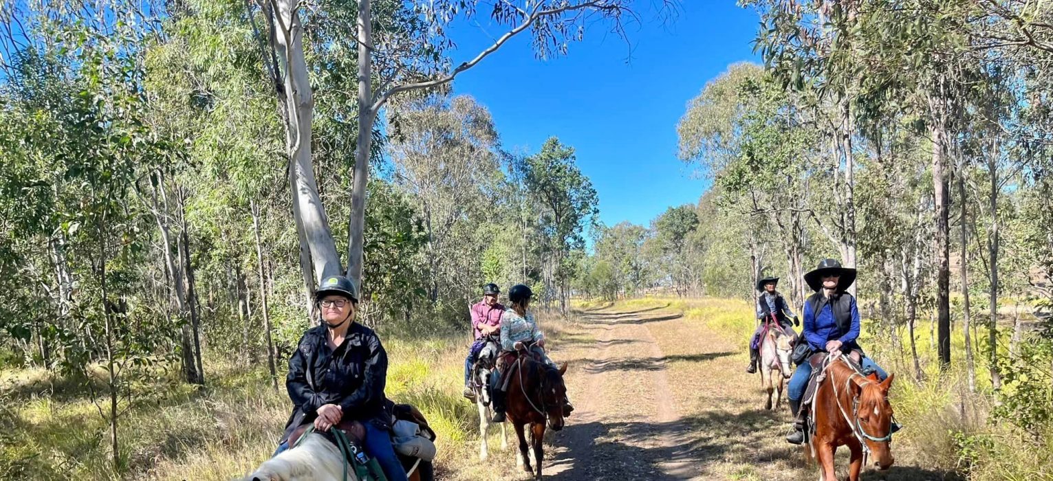 horse-riding-esk-brisbane-queensland-nash-horse-trekking